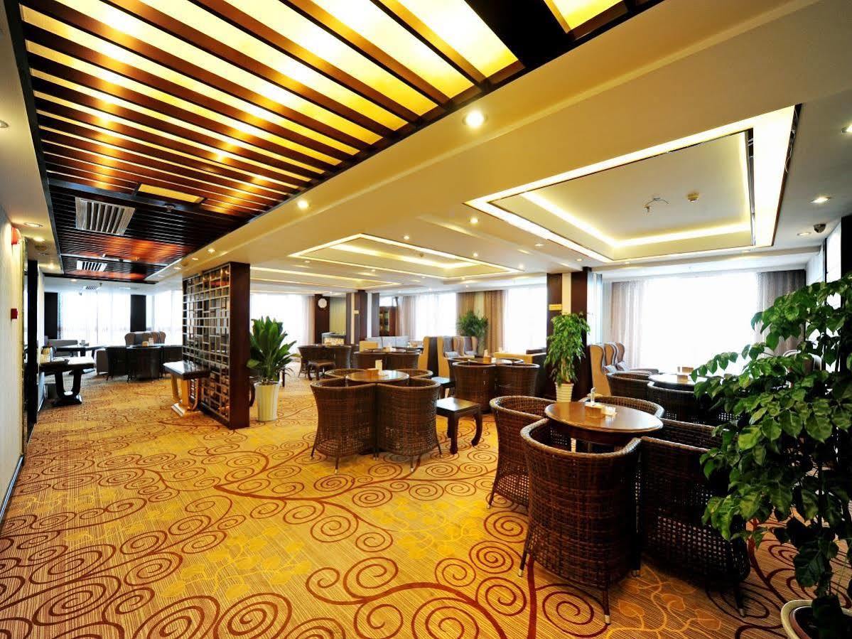 Chuangang International Hotel Chengdu Exterior photo
